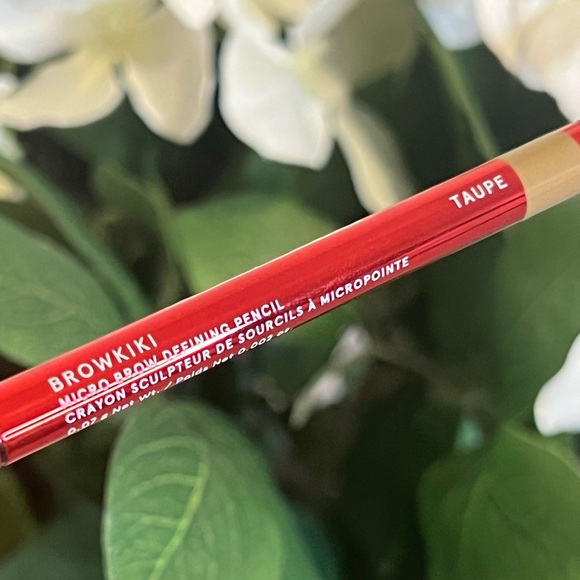 ONE/SIZE BROWKIKI • MICRO BROW DEFINING PENCIL • VARIOUS COLORS AVAILABLE - Picture 7 of 13
